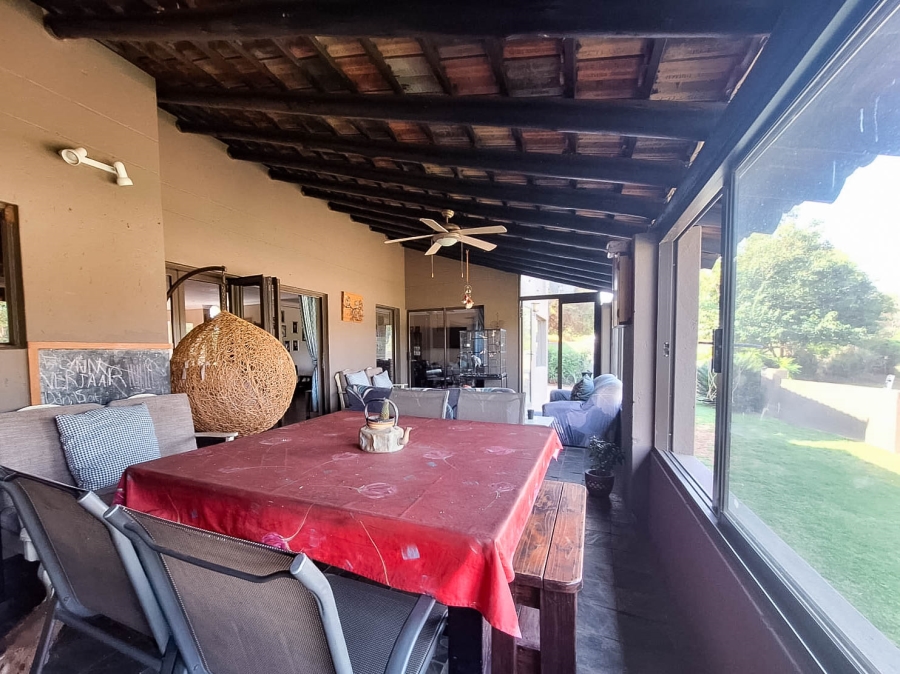 6 Bedroom Property for Sale in Magalies Golf Estate North West